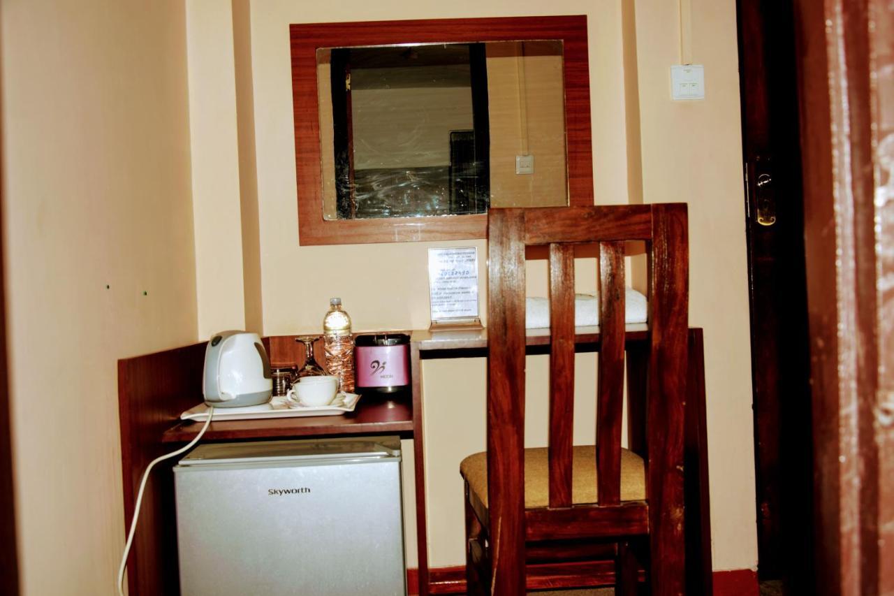 Hotel Siraaj Lalitpur Exterior photo