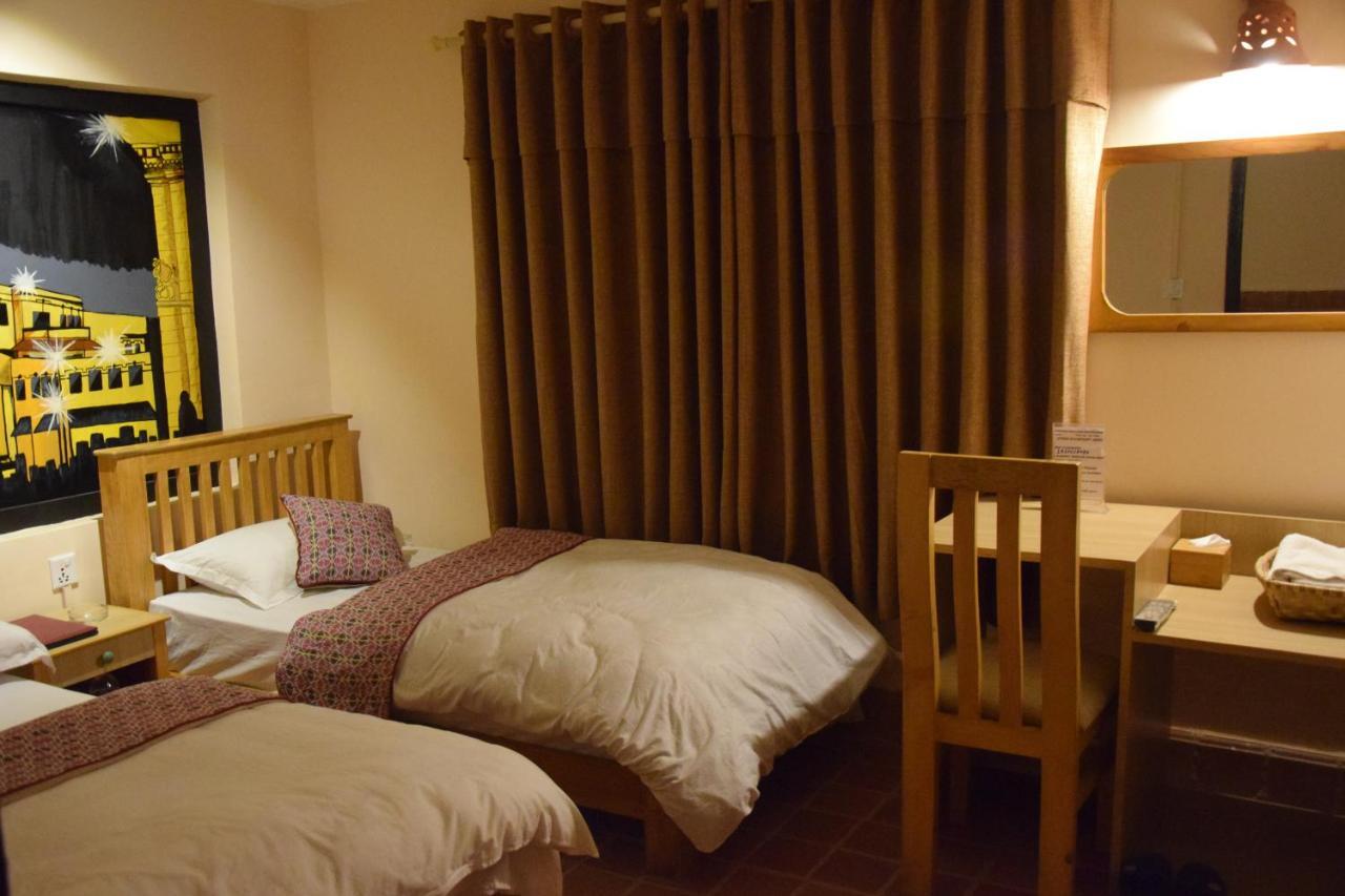 Hotel Siraaj Lalitpur Exterior photo