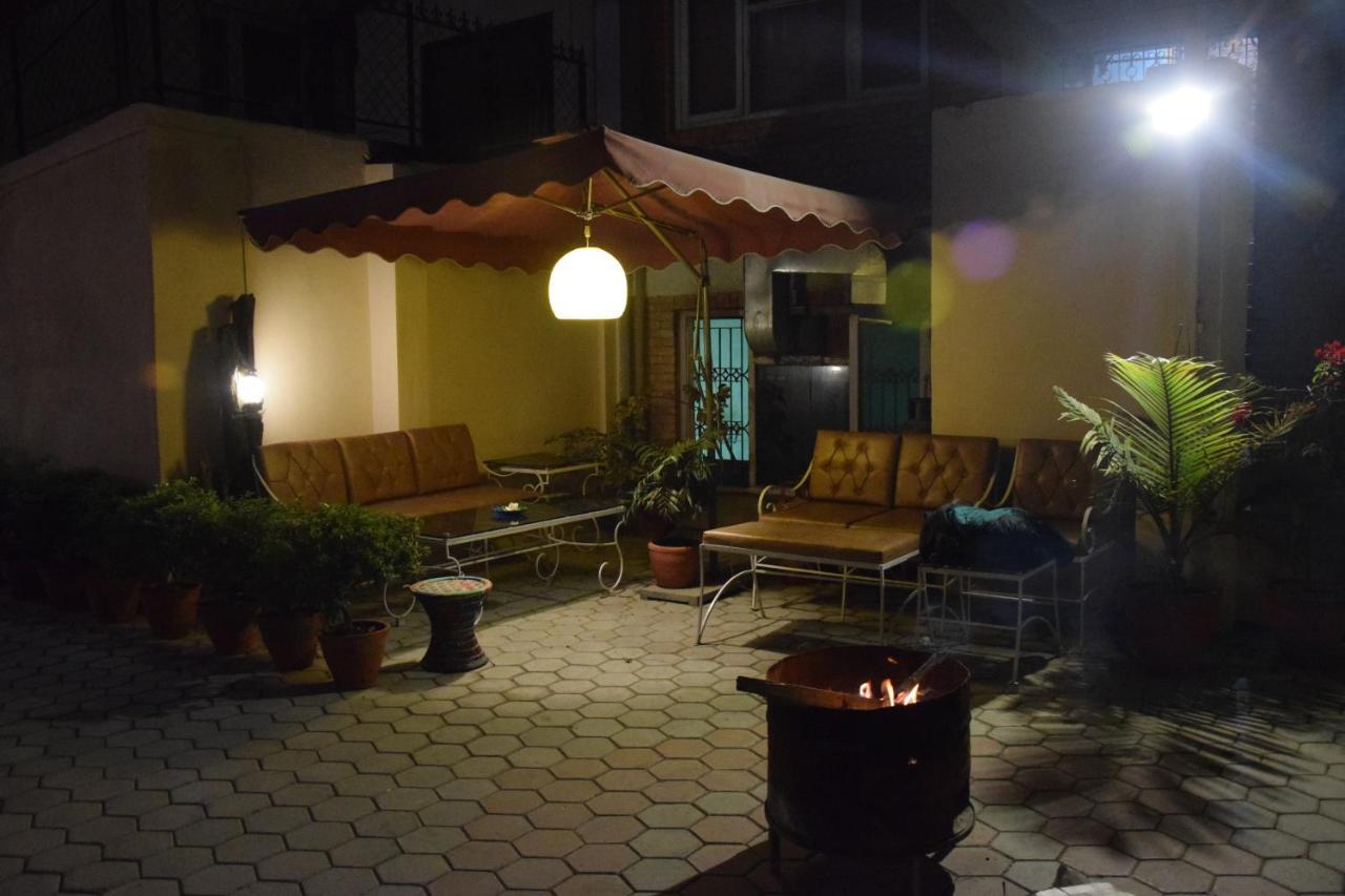 Hotel Siraaj Lalitpur Exterior photo